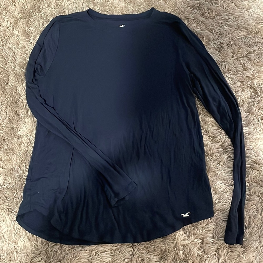 long sleeve hollister baby blue top in size small